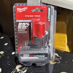 Milwaukee m12 lithium battery