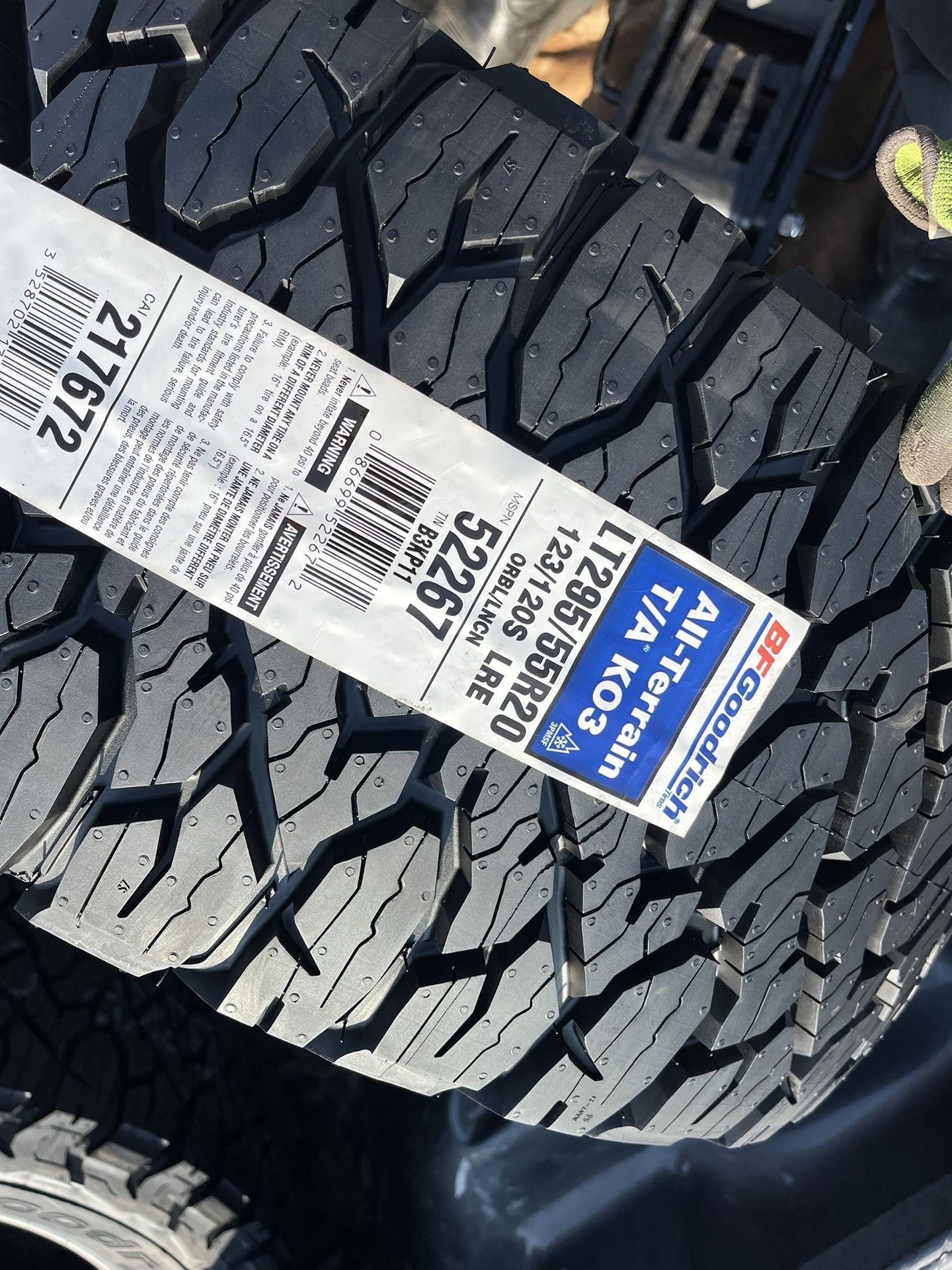 Set Of 4 New BFGOODRICH All Terrain T/A KO3 LT295/55r20