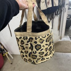 Brush Tote