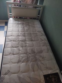 Twin bed