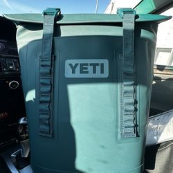 YETI M12 Backpack Cooler - Agave Green *New*