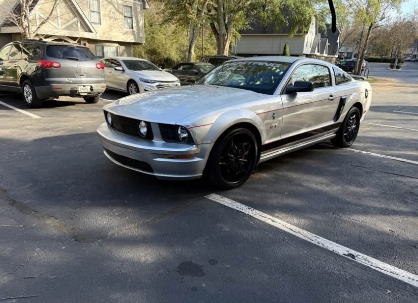 2006 Ford Mustang