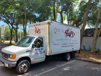2006 Ford e350 super duty box tuck