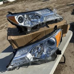 Toyota RAV4 Headlights 2013-2015