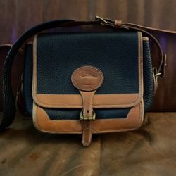 Dooney And Bourke Purse 