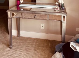 Vanity Pier one imports
