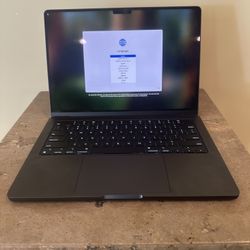 2024/25 Macbook Pro 14 M4 16GB 512GB Applecare 
