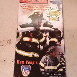 2001 FDNY Fire Zone 9/11 Firefighter 11" Action Figure Doll 21 MOVING PARTS