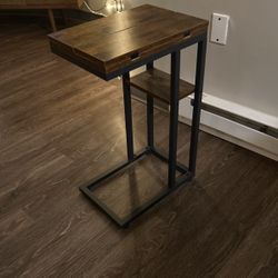 Foldable C-Table 