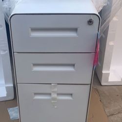 Filing Cabinets 