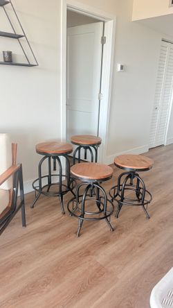 6 Industrial Adjustable Bar Stools – Rustic Wood & Black Metal – Great Condition