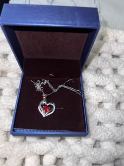 Brand new necklace $30