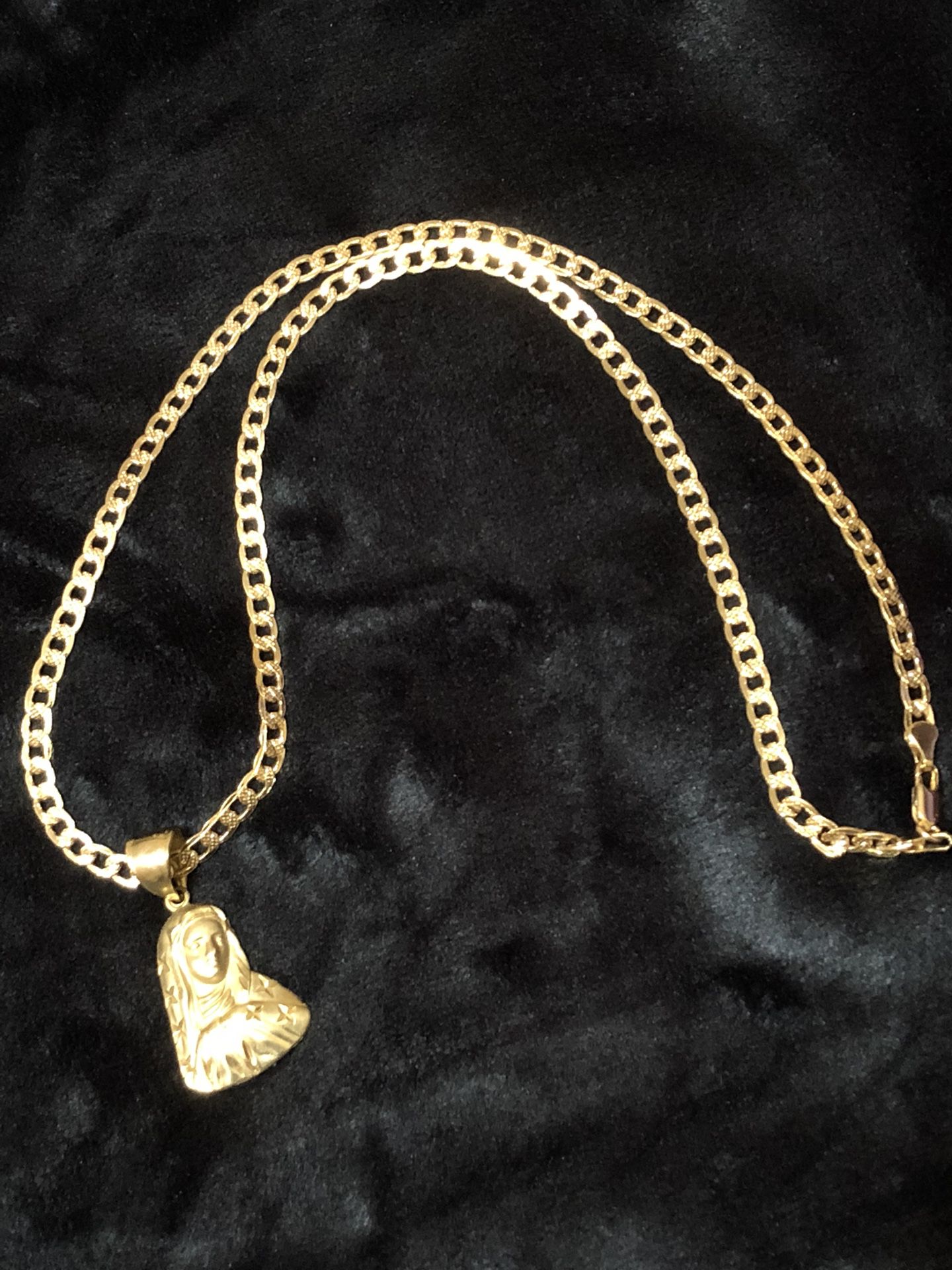 Curb Cuban link diamond cut GOLD PLATED Necklace With Virgin Mary Charm