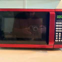 EXCELLENT WORKING MICROWAVE 