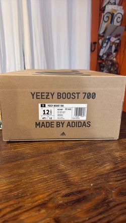 Adidas Yeezy Boost 700 Salt Size 12.5