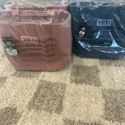 Yeti Camino 35 Sandstone & Agave Teal 1 Each 