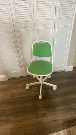 Green Desk Chair