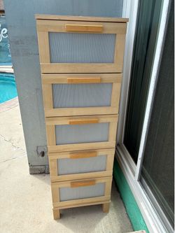 Dresser drawer