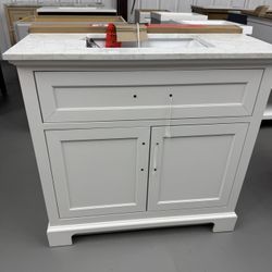 36” Bathroom Vanity W/sink And Top