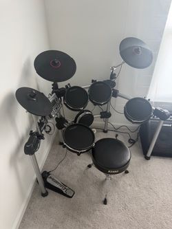 Carlsbro CSD500 Mesh Electronic Drum Kit + Amp & Throne (Plug & Play Bundle)