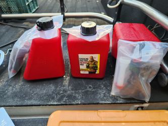 Harley-Davidson saddlebag fuel can