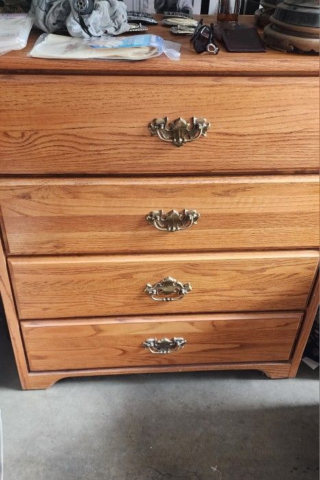 4 Drawer Dresser