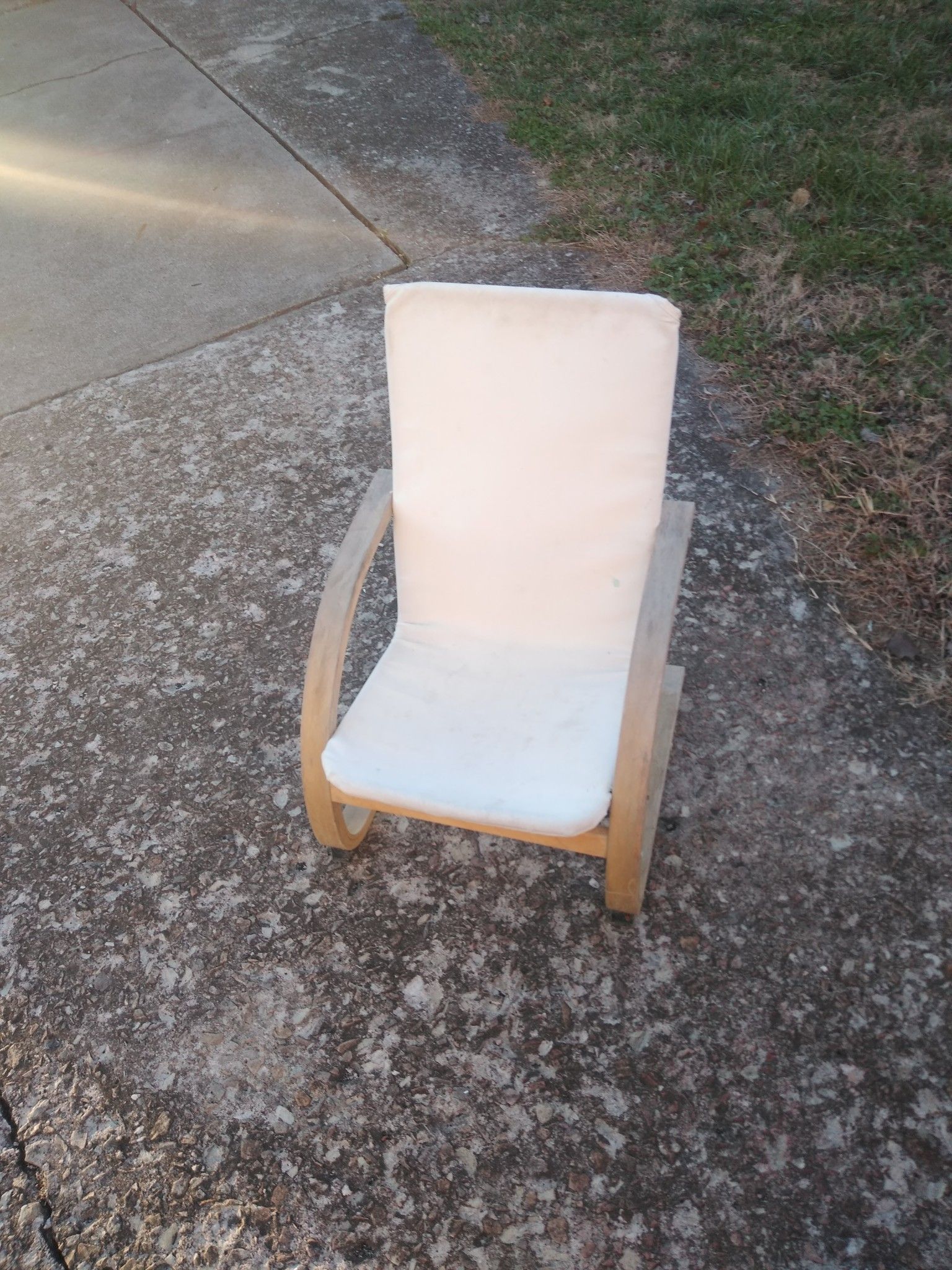 Kids chair