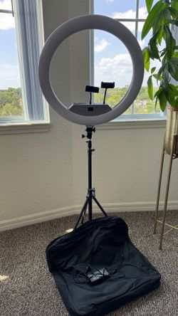 Ring light 22”