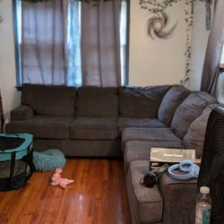 Free Couch In Hamden