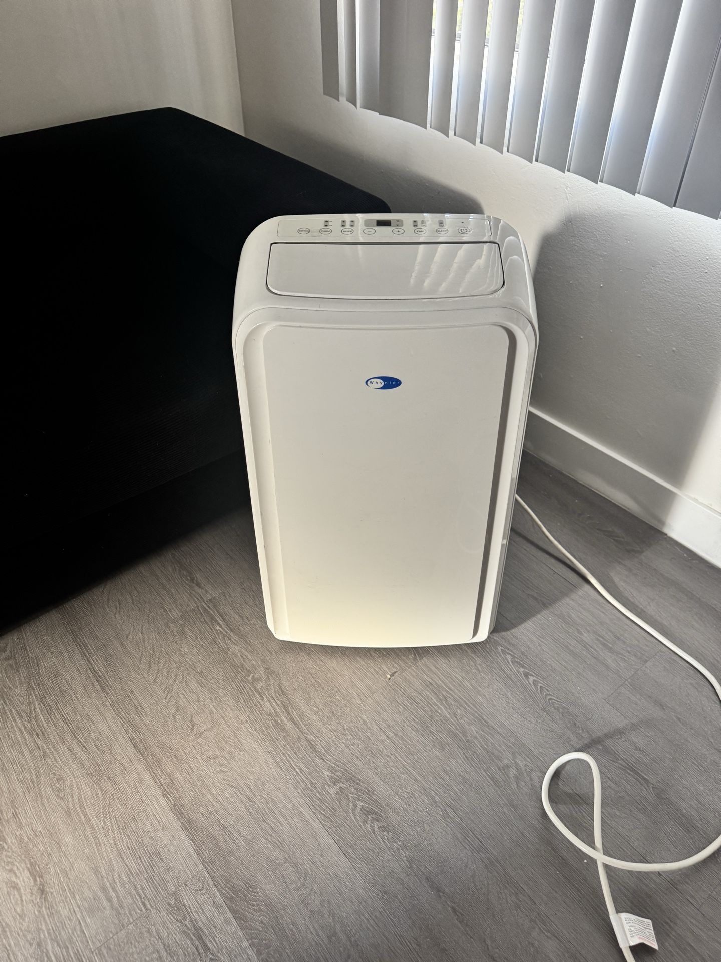 Whynter AC/ Fan; Model ARC-126MD