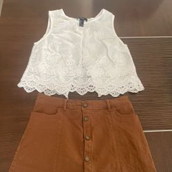 Women set: skirt size 2, top size small