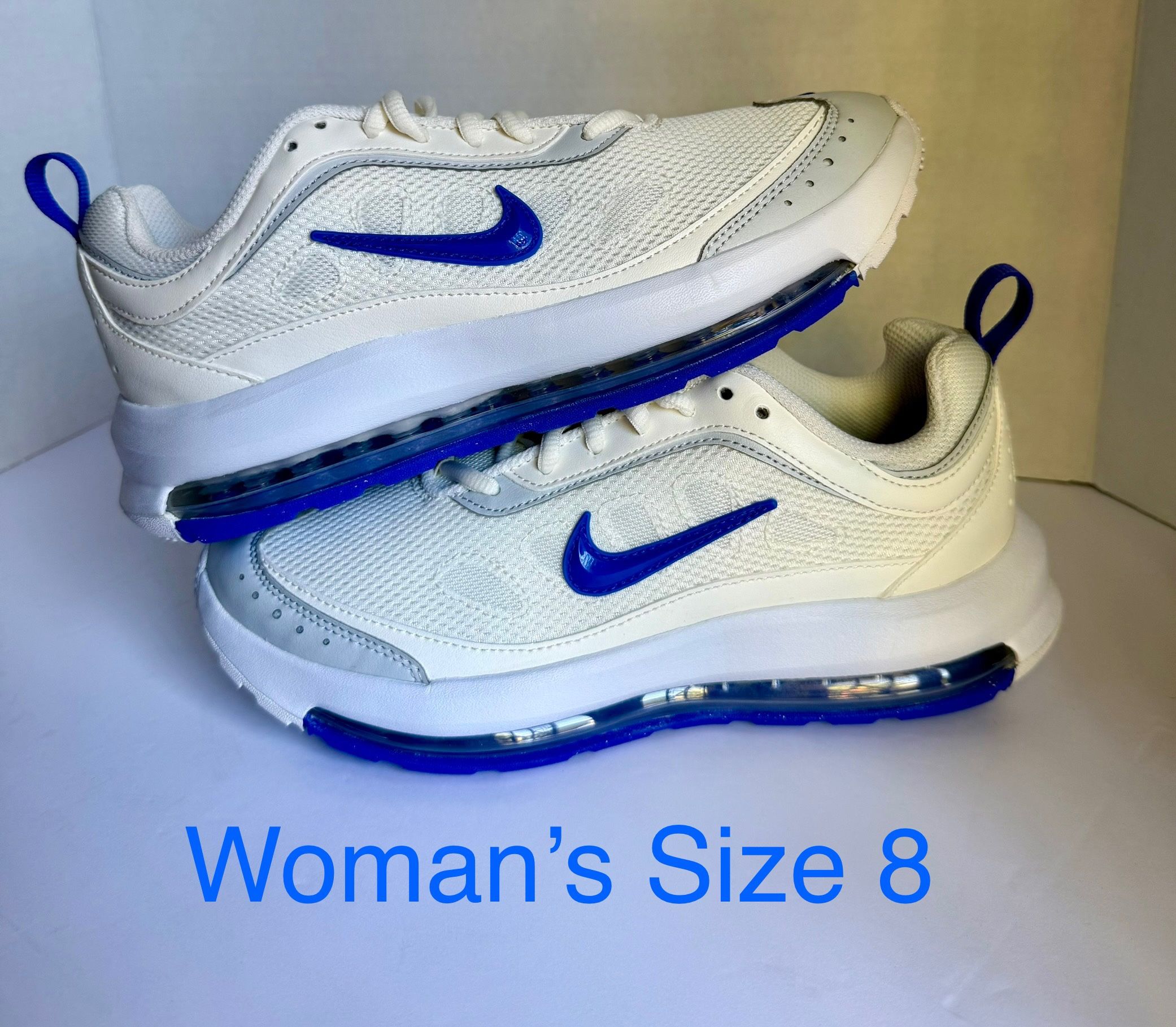 New Nike Air Max AP Size 8
