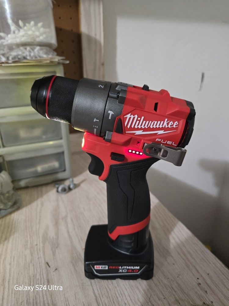 Milwaukee 1/2" Hammer Drill/Driver