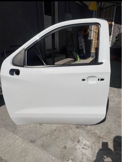 2019 -2024 CHEVY SILVERADO SINGLE CAB DOOR LEFT SIDE