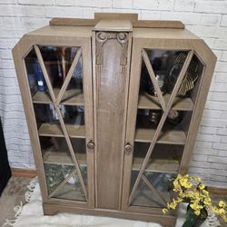 Vintage Art Deco Cabinet 
