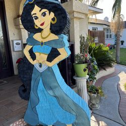 Jasmine Pinata 60” Tall 