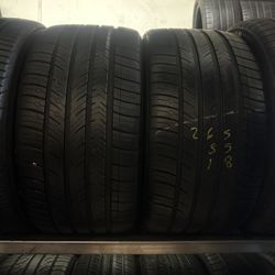 PAIR OF TIRE 265 35 18 MICHELIN 85% LIFE