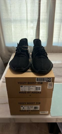 Yeezy 350 V2 Bred