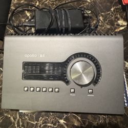 Universal Audio Apollo X4 audio interface 