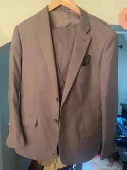 Grey suit, size 40 coat, 34 waist trousers.