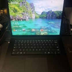 Microsoft Surface Laptop 3 15” i7-1165g7 16gb Ram  255gb Ssd