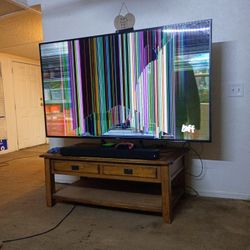 BROKEN 75 Inch Samsung For Sale For Parts 