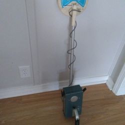 1st EDITION ORIGINAL WHITES METAL DETECTOR 