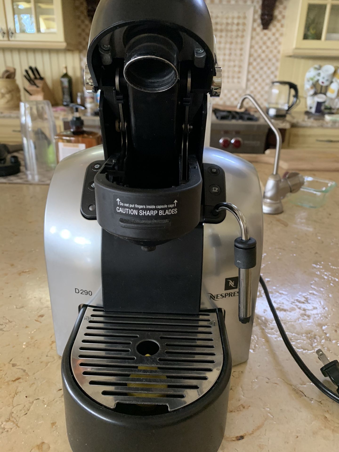 Nespresso d290 sales