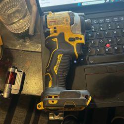1/4 Cordless Impact Driver