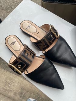 Fendi slippers size 5 with box