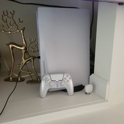 Ps5 And Pearl White Controller 