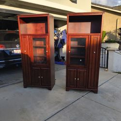 Book Shelf Or Media Niche