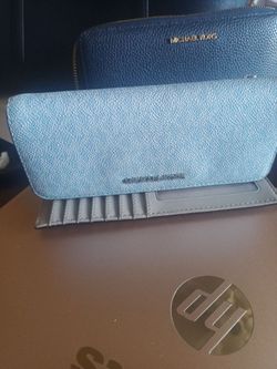 Michael kors purse and wallet