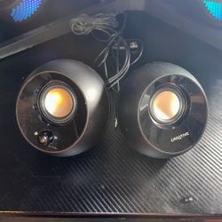 Stereo Speakers